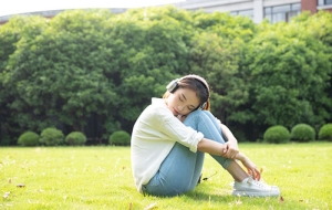 本科生能直接落户深圳吗,自己入深户怎么办理